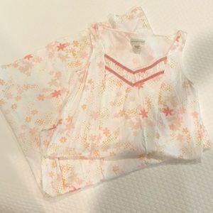 Green Cotton 100% cotton long nightgown.